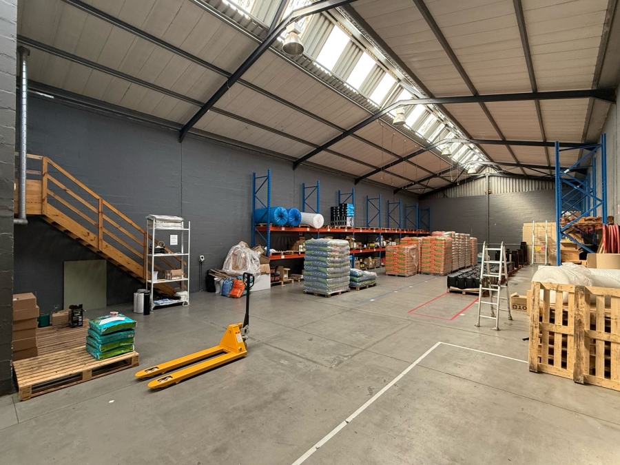 To Let commercial Property for Rent in Brackenfell Central Western Cape